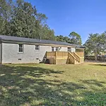 Contemporary Athens Home Less Than 2 Miles To Uga!