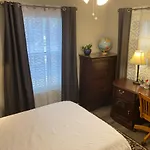 Secluded 3 Bed 2 Bath Condo In Athens Close To Five-Points