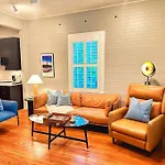 Game Day Gem: Modern + Hot Tub