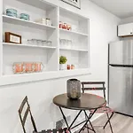 Sanctuary On Sherwood With A Backyard Oasis!