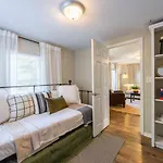 Downtown Bungalow Less Than 1 Miles To Uga
