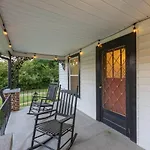 The Bulldog Farmhouse 100 Year Old Home