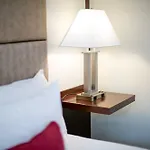 The University Of Georgia Center For Continuing Education & Hotel
