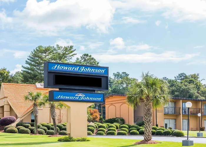 Howard Johnson By Wyndham Athens