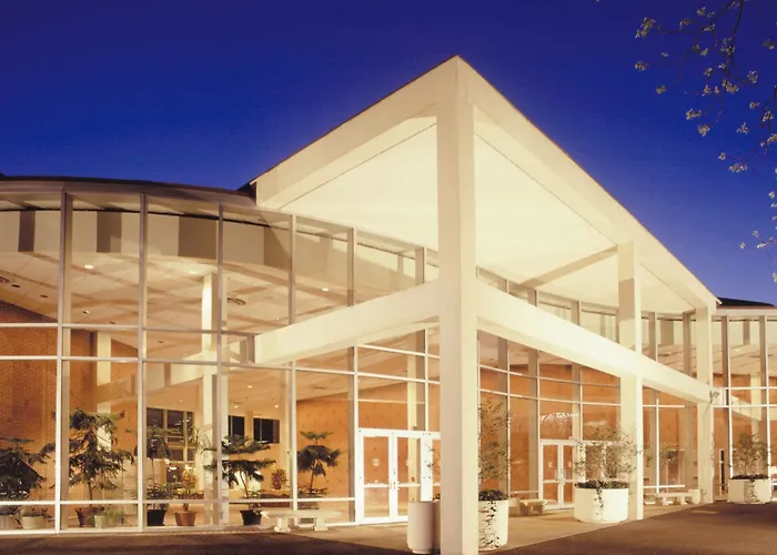 The University Of Georgia Center For Continuing Education & Hotel