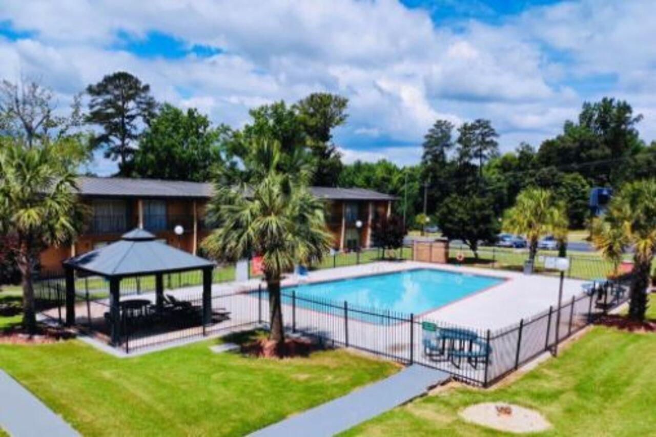 Howard Johnson By Wyndham 2* Athens