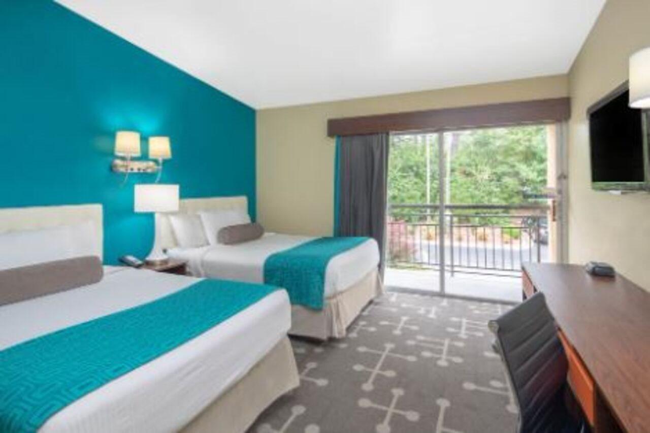 Hotel Howard Johnson By Wyndham 2*