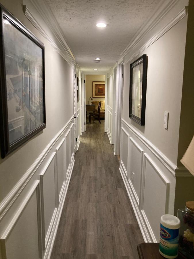 Apartment Spacious 3 Bedroom 2 Bath Close To Five-points In *