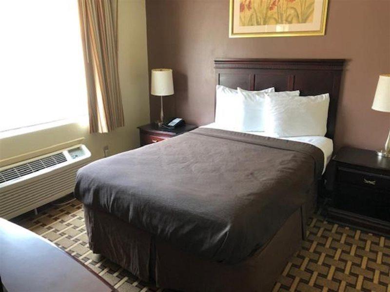 Americas Value 2* Athens