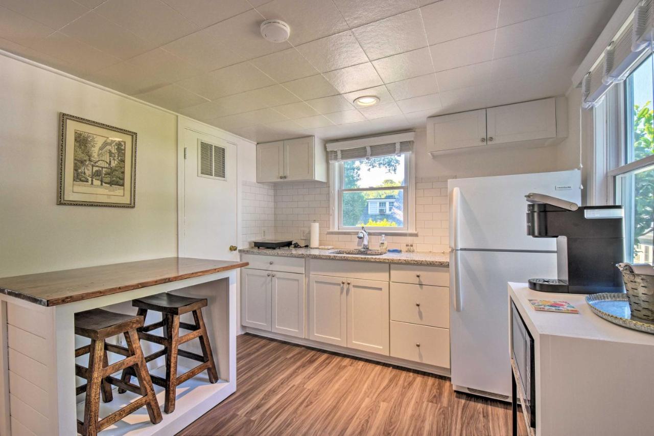 Cozy Walk To Sanford Stadium! Holiday home Athens
