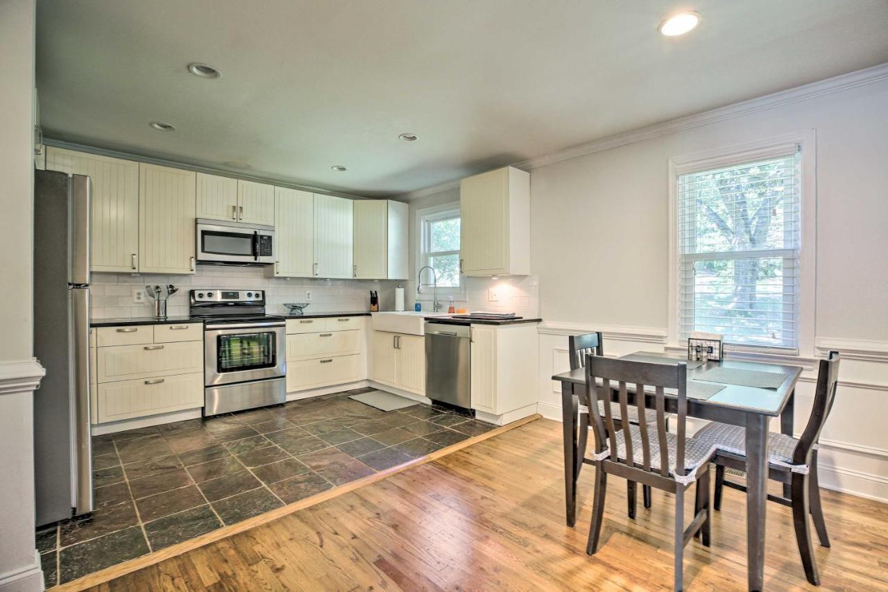 Contemporary Less Than 2 Miles To Uga! Holiday home *