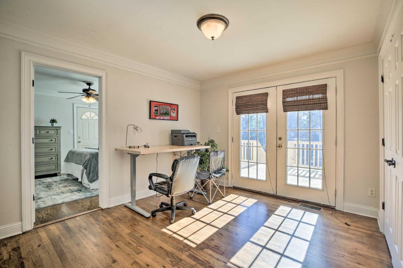 Contemporary Less Than 2 Miles To Uga! Athens