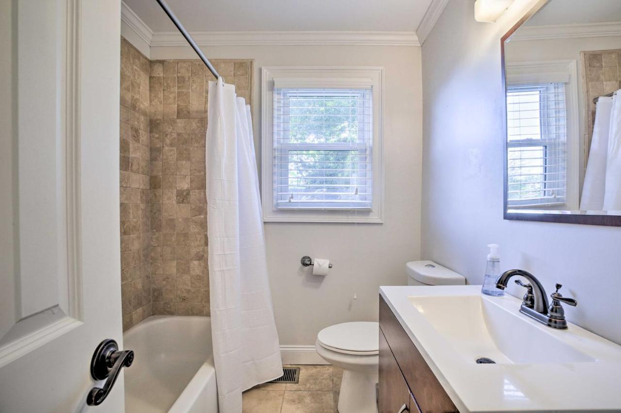 Contemporary Less Than 2 Miles To Uga! Athens