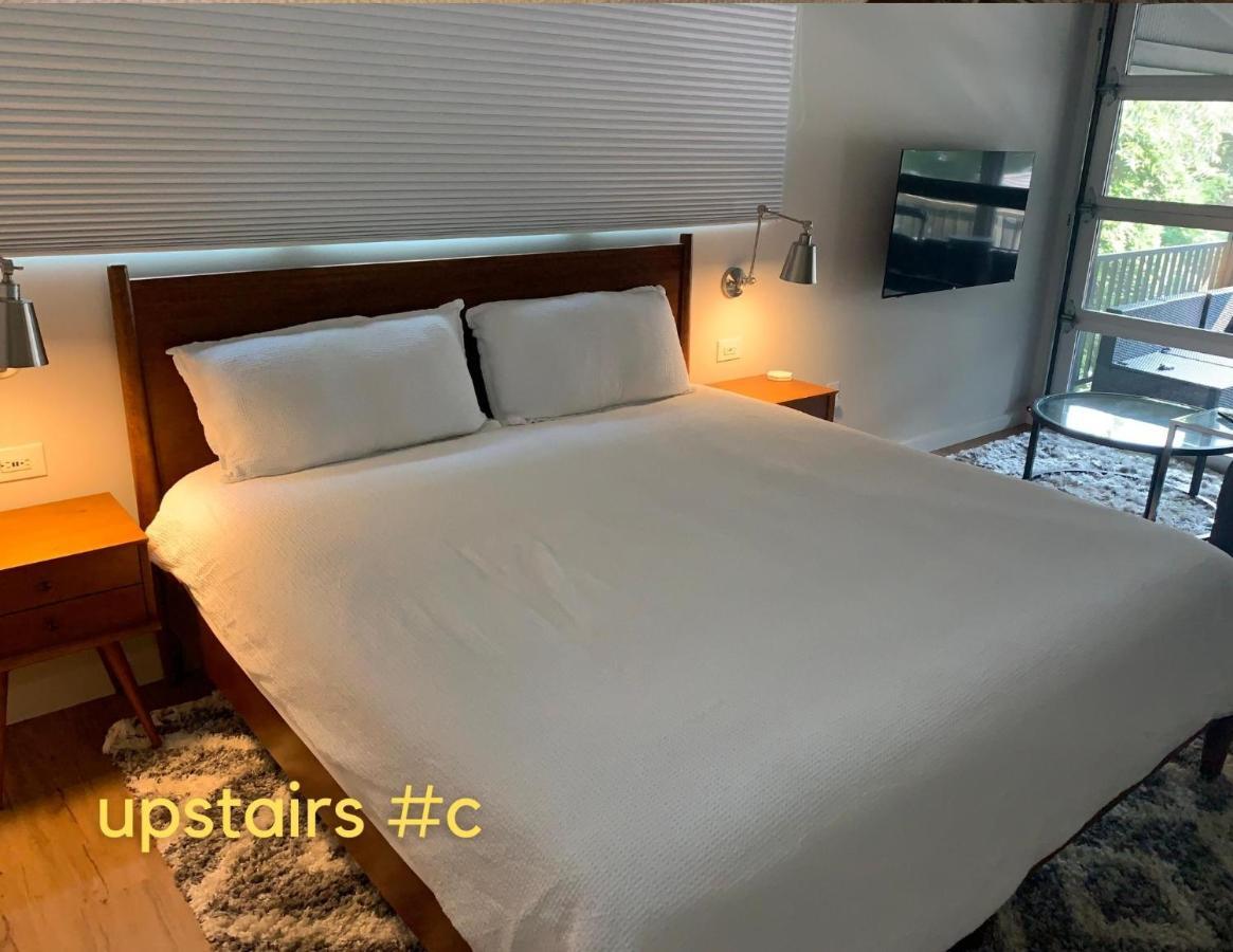 Normalbnb - 2 Blocks From Restaurants, Bars, Hospital Apartment Athens