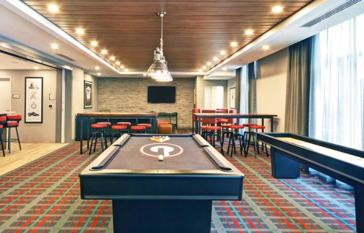 Hotel Homewood By Hilton Downtown Area