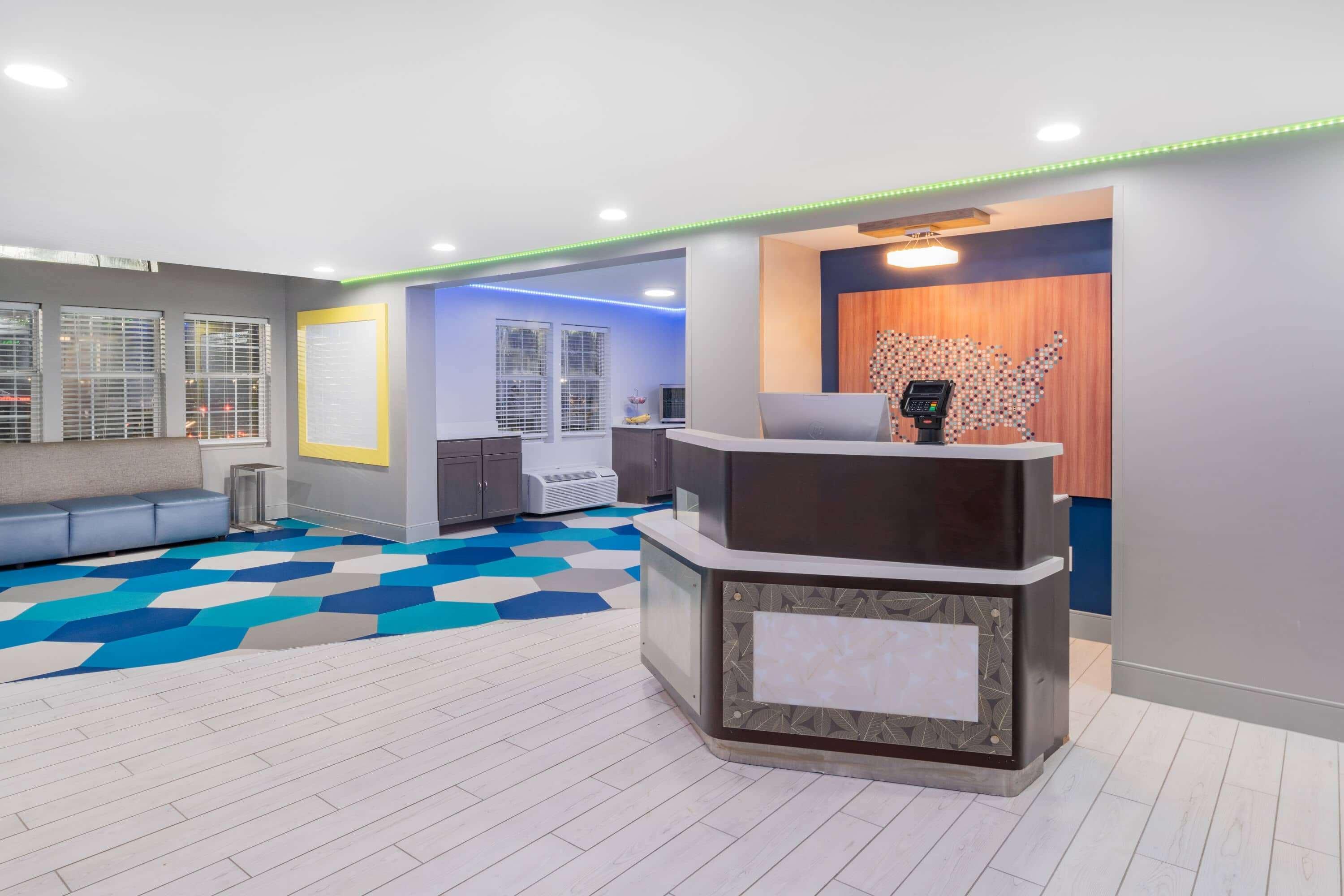 Microtel By Wyndham Hotel