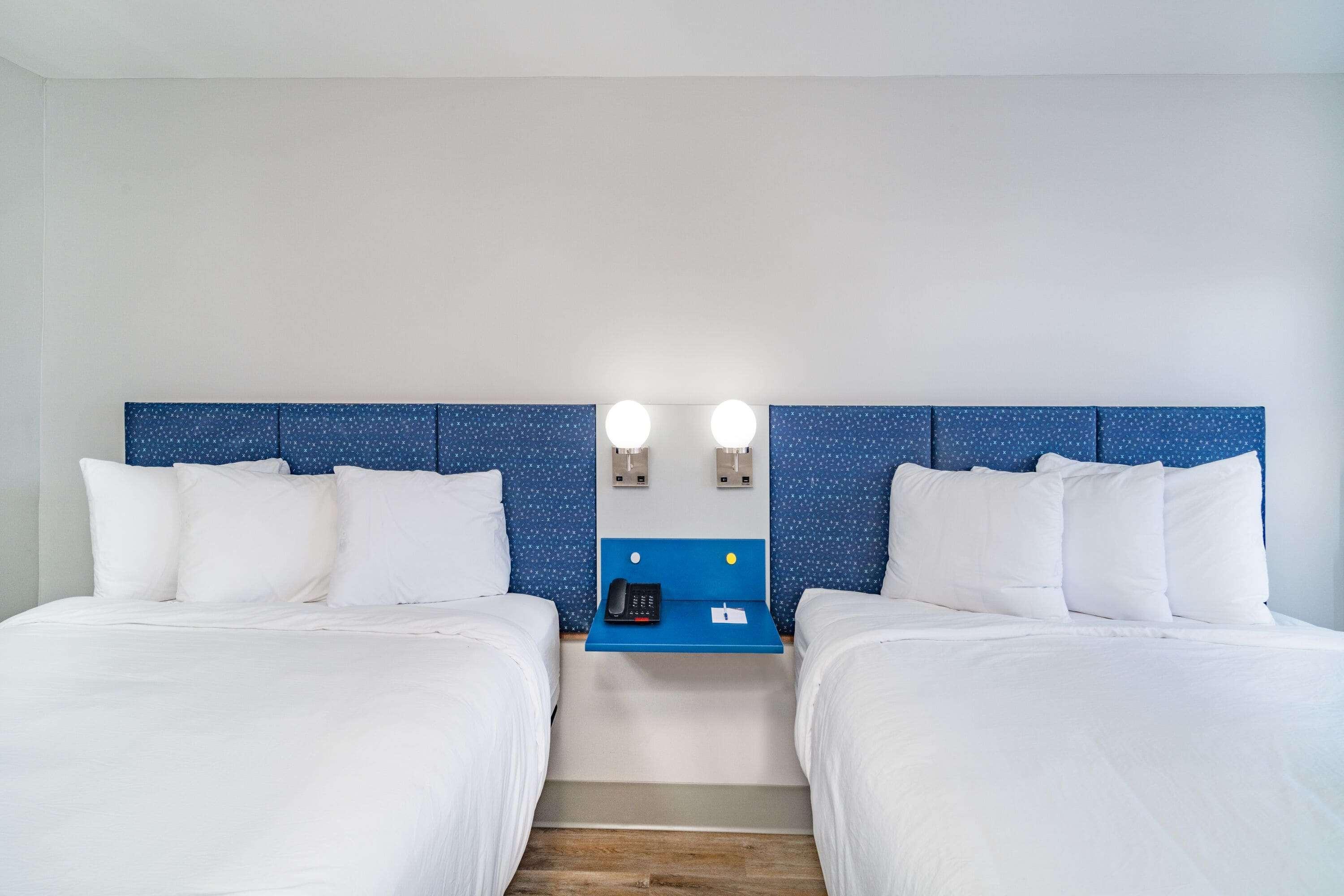 Microtel By Wyndham 2*