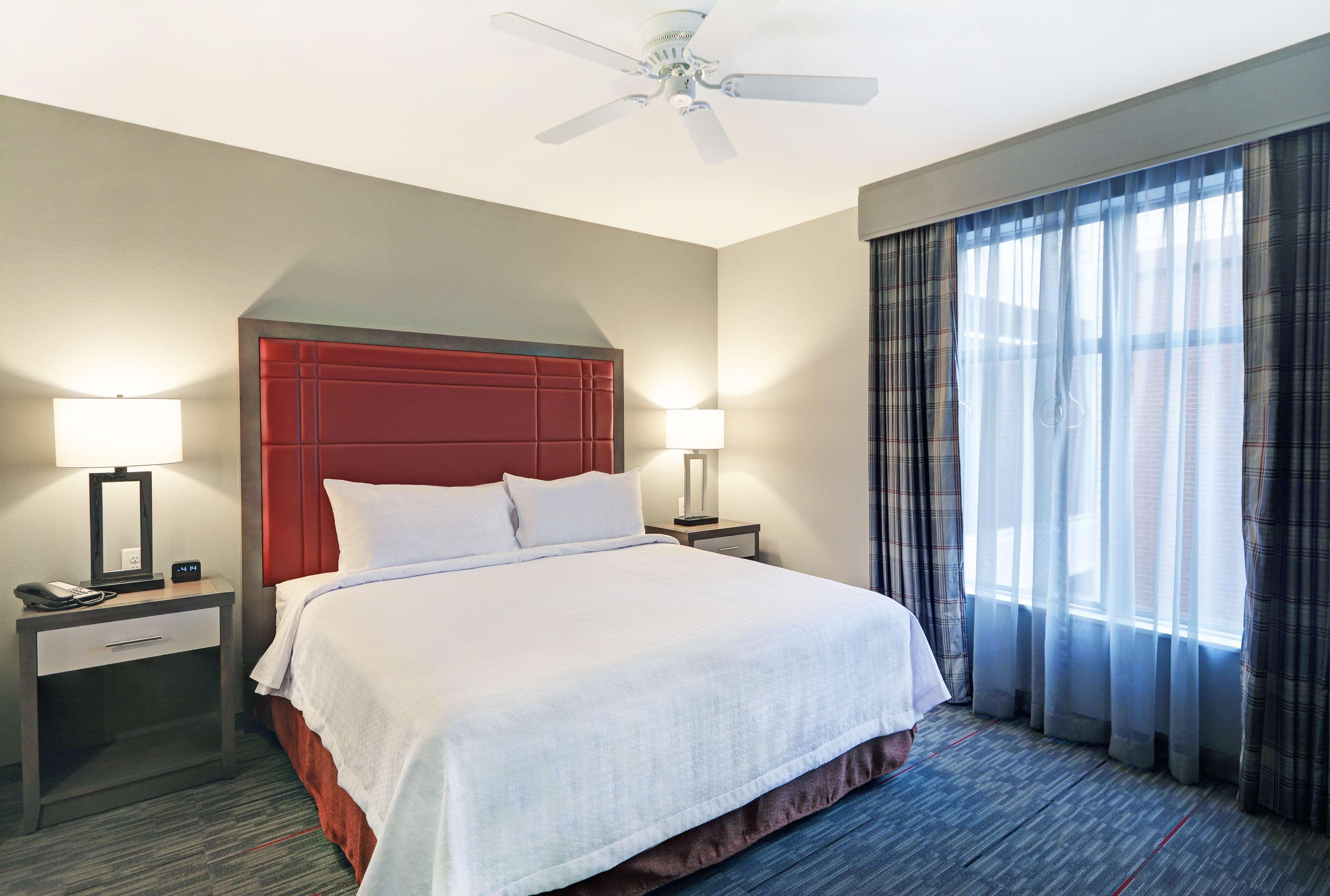 Hotel Homewood By Hilton Downtown Area 3*