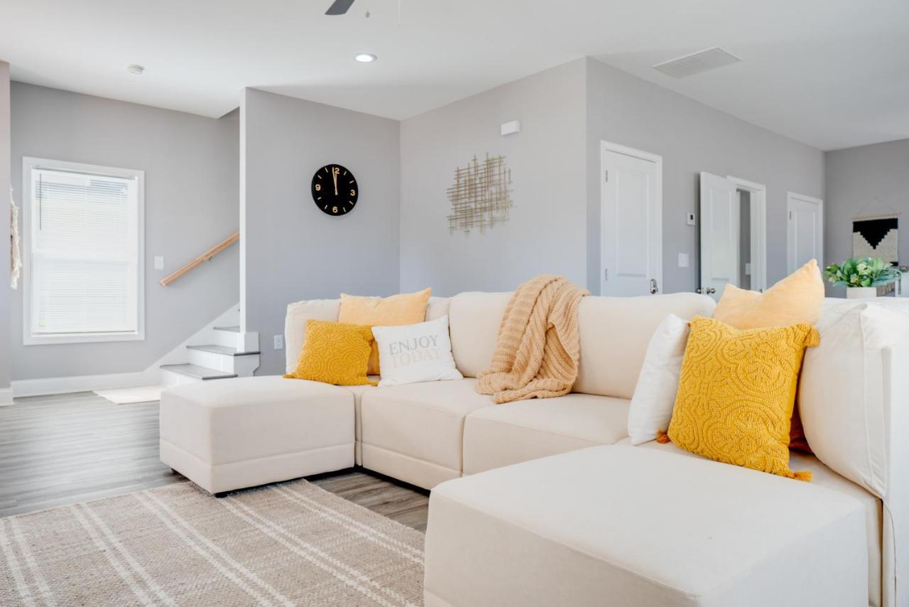 Modern Getaway Near Uga Arch