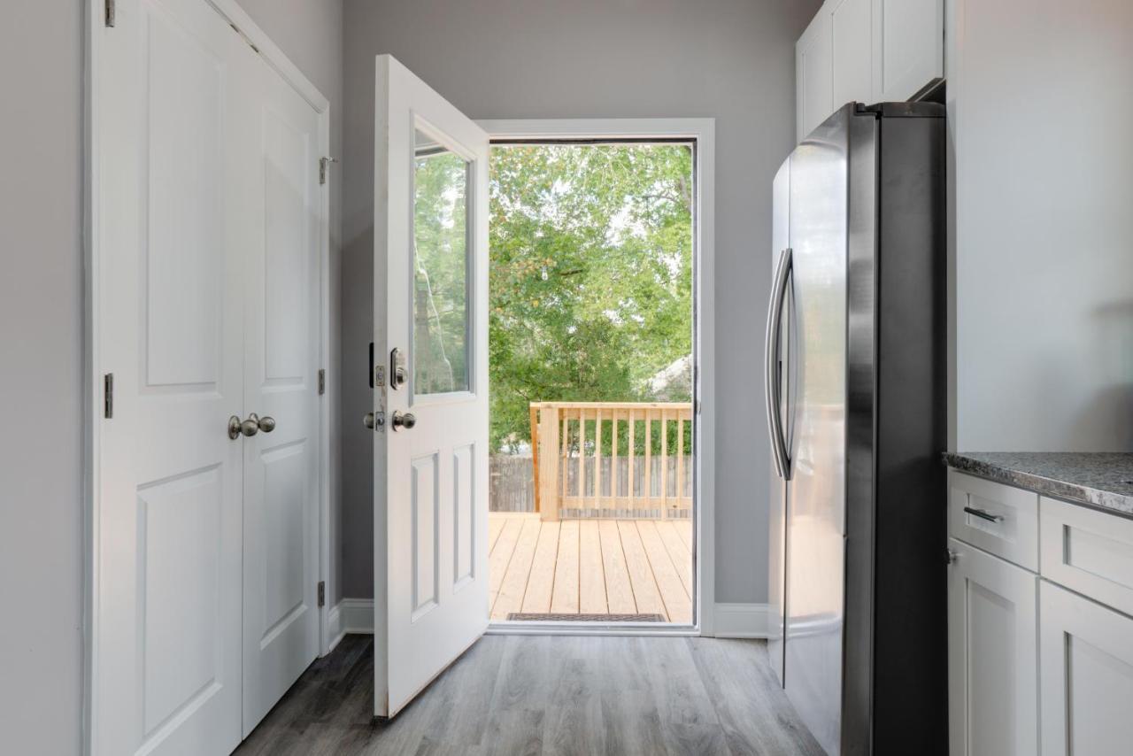 Holiday home Modern Getaway Near Uga Arch