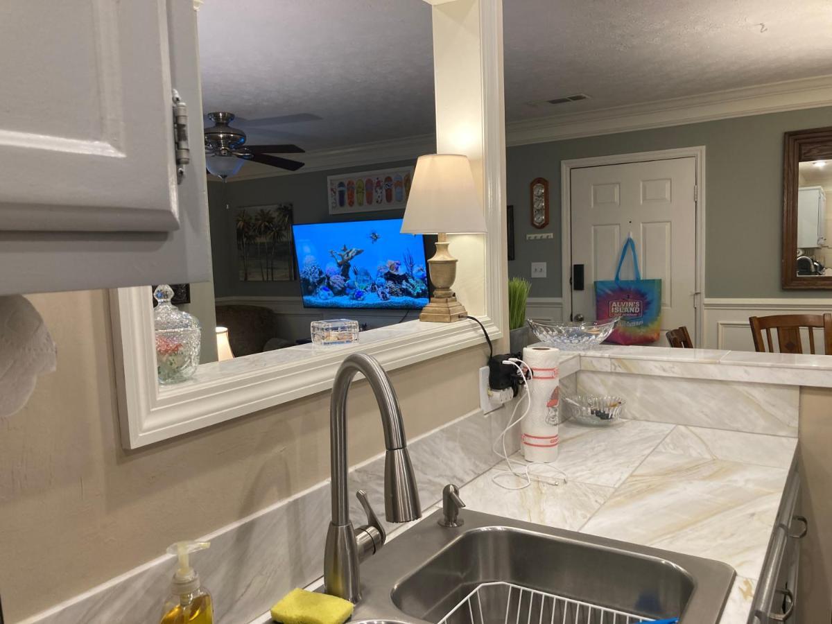 Classic Condo: Downtown Retreat Apartment Athens