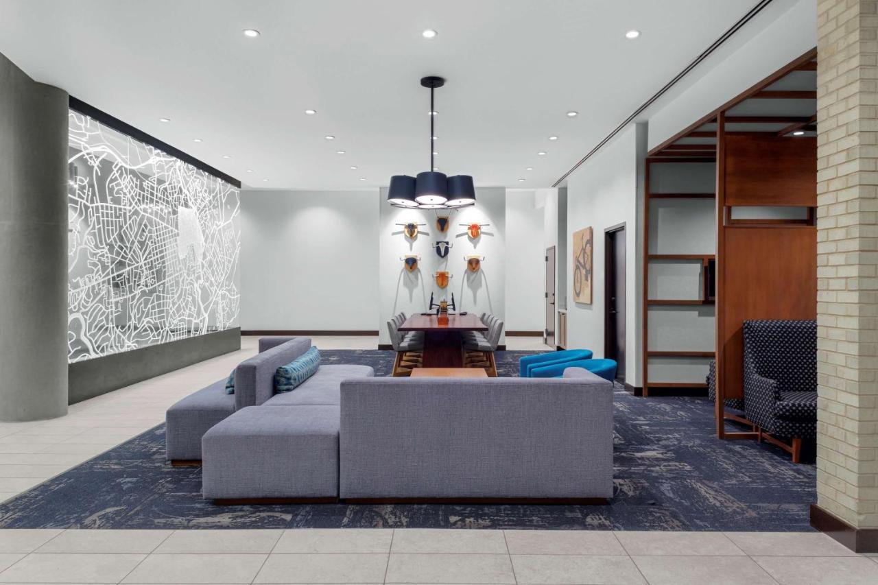 Hyatt Place Downtown 3*