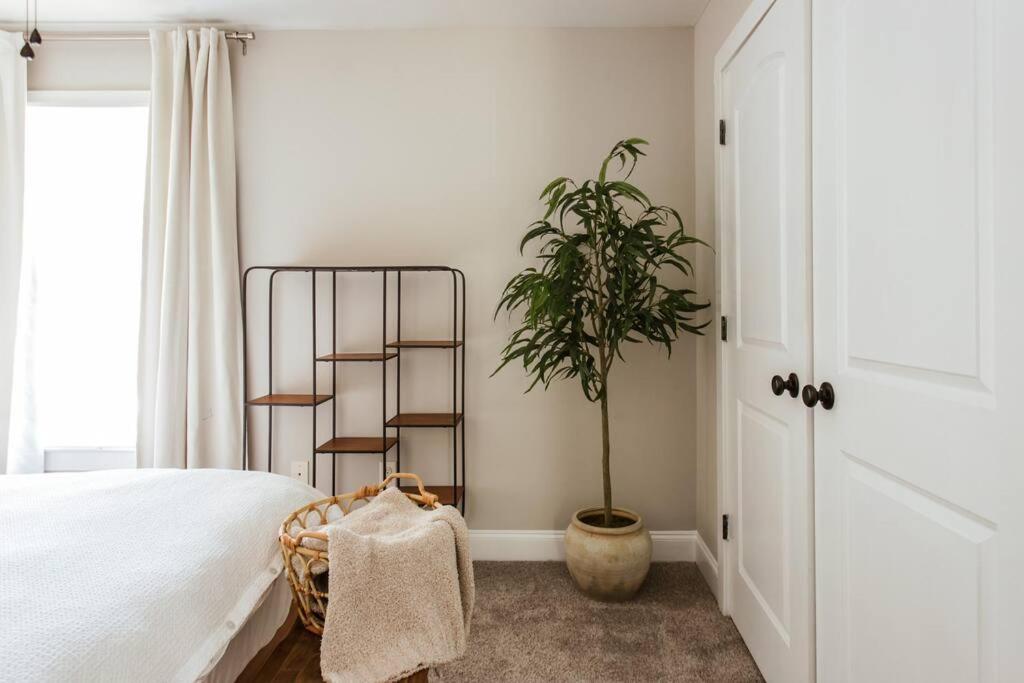 Meet Me In I Beautiful 4-bdrm House I 1 Mile To Dt And Mins To Uga *