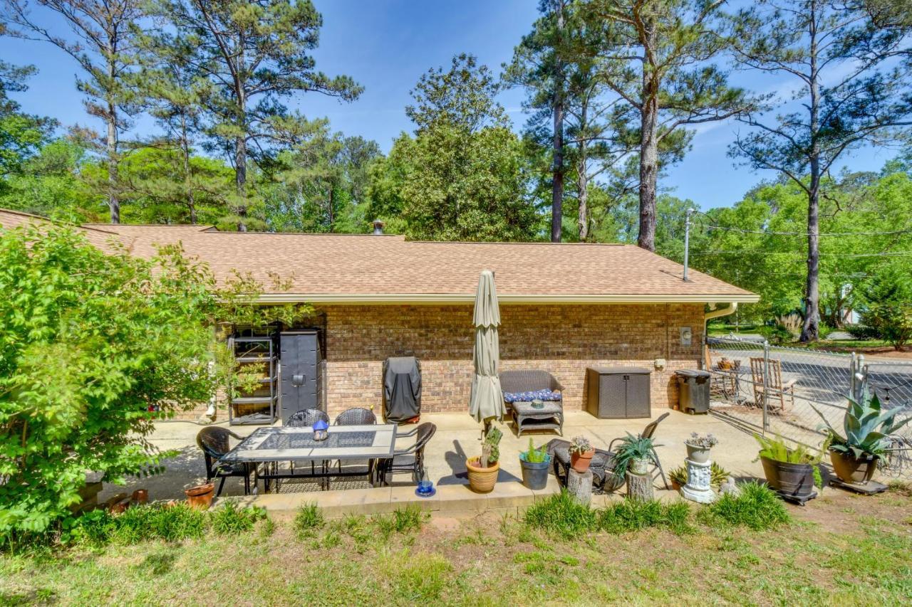 Whimsical - 3 Mi To Sanford Stadium Holiday home Athens