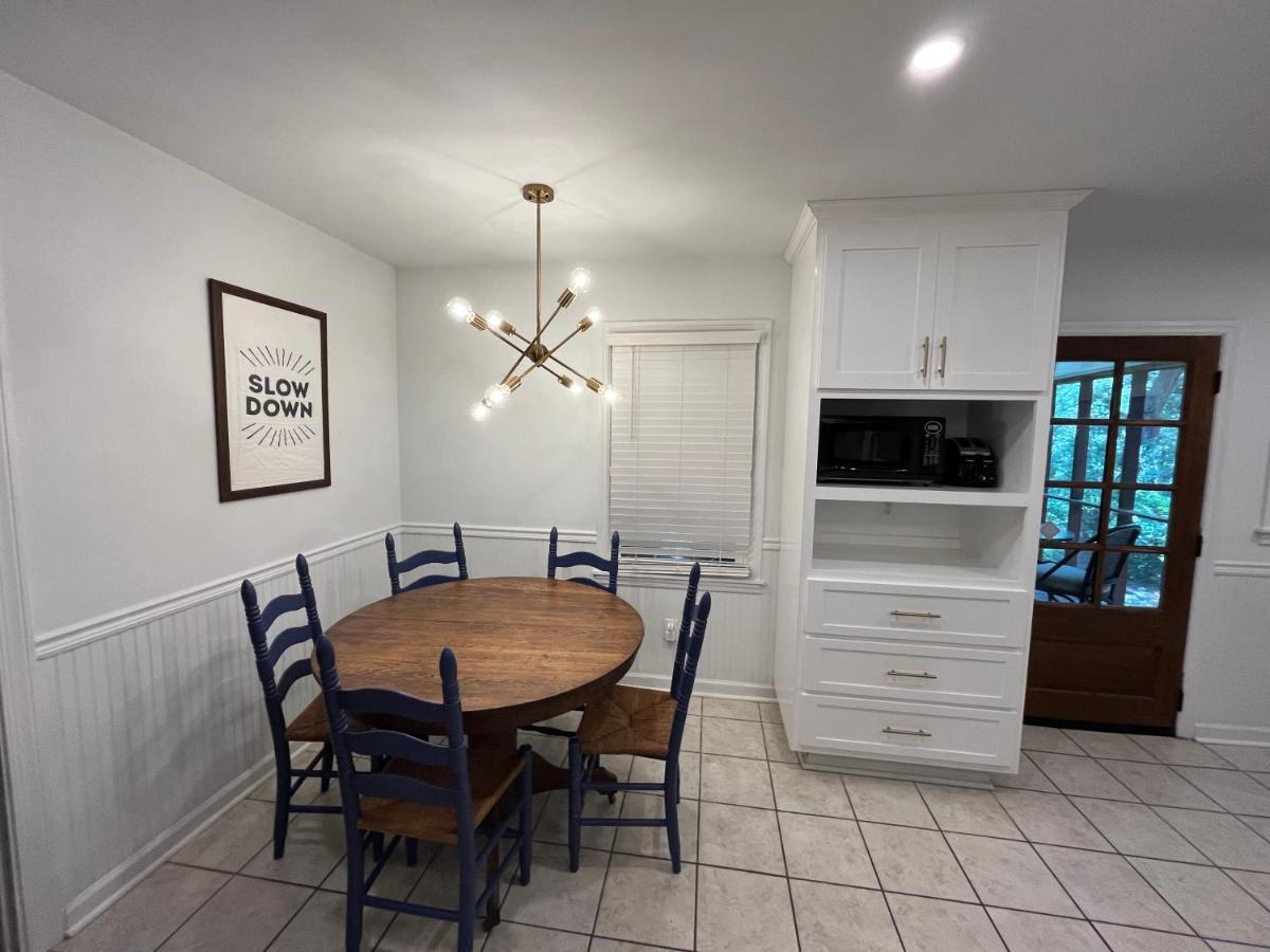 Modern 4bd, 3bth * Athens