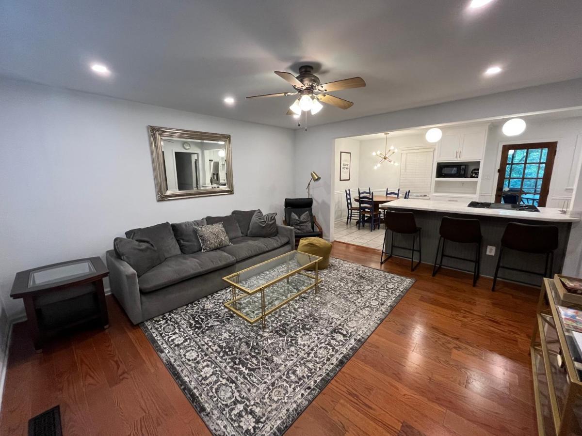 Holiday home Modern 4bd, 3bth