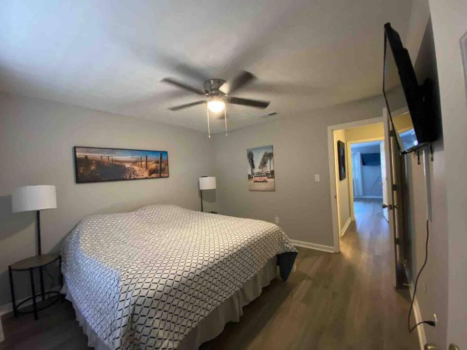 Recently Renovated Condo!