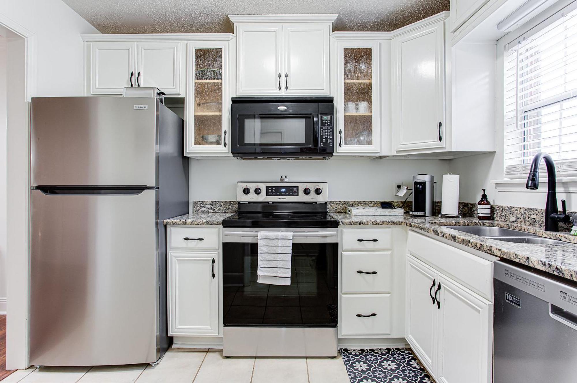 5 Min Drive To Dorm, W/d, Quiet, Kitchen, Wi-fi