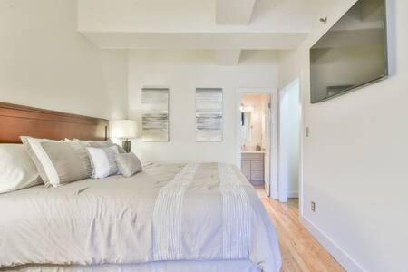 Apartment The Executive Loft - Walk To Sanford Stadium Athens
