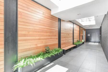 The Executive Loft - Walk To Sanford Stadium Apartment