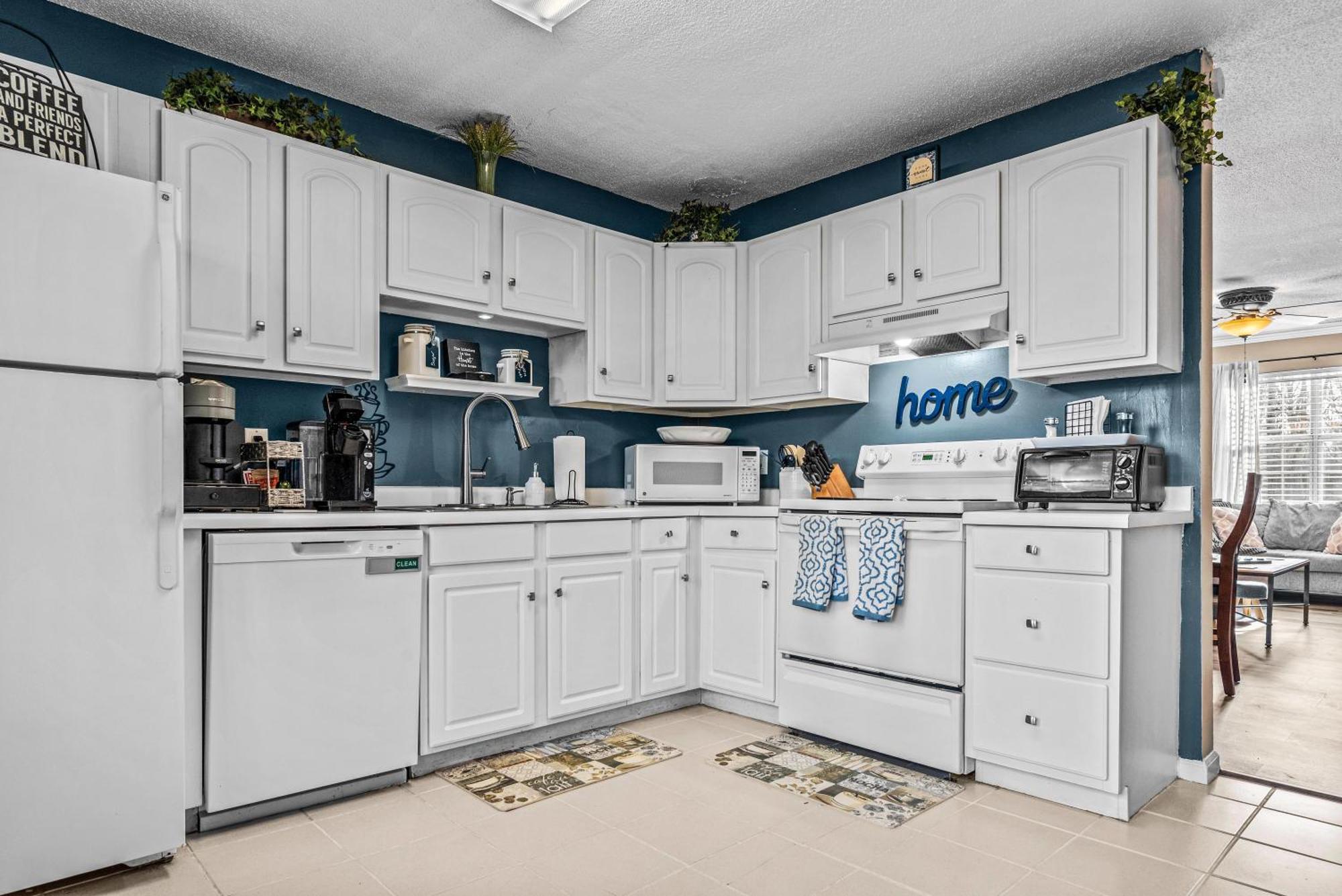 Woodstone Retreat Right Next To Uga Golf Course! Holiday home *