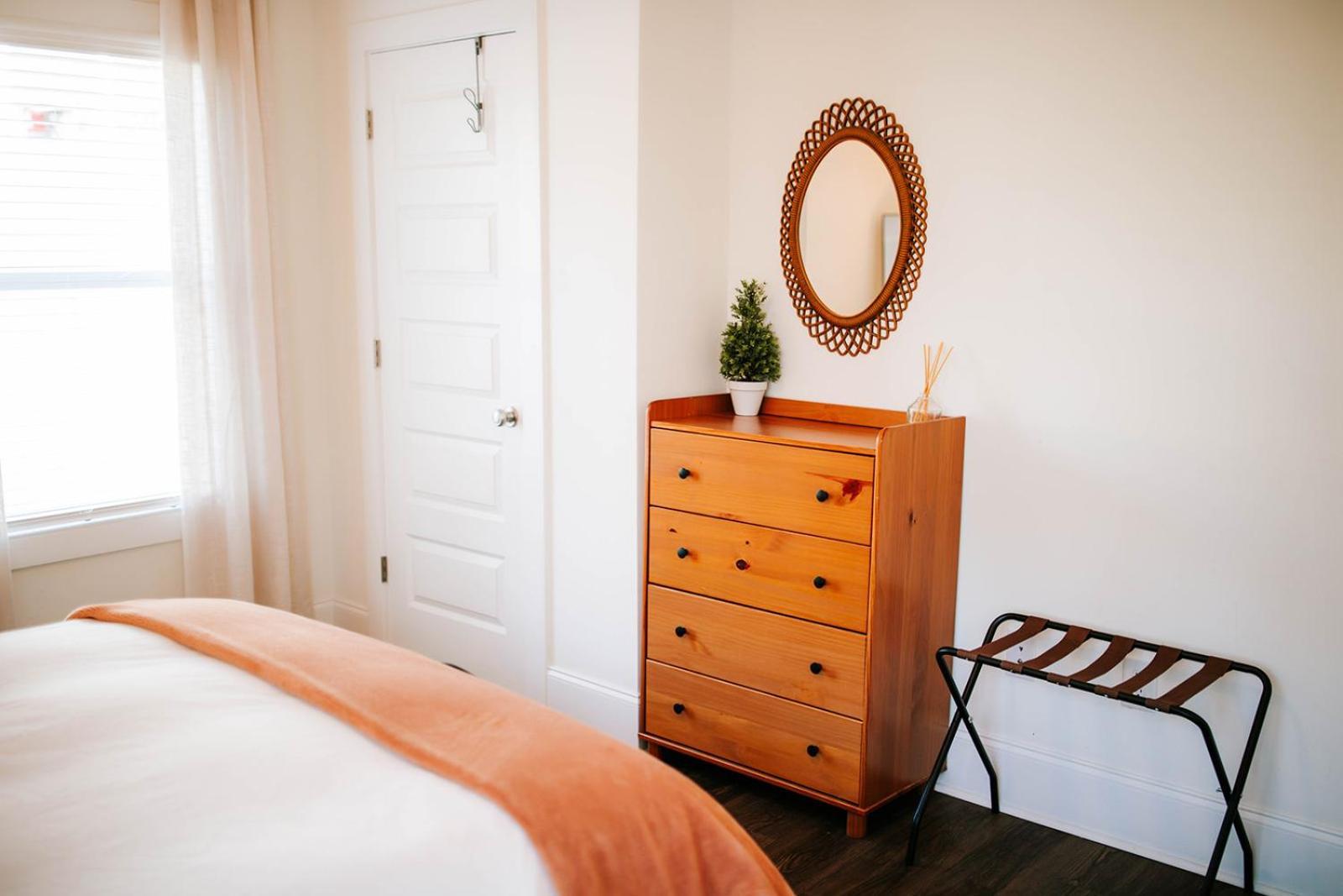 Bright Artist's Cottage-mins To Dt,campus,stadium *
