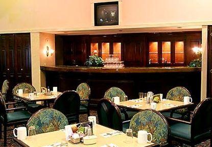 Courtyard By Marriott Downtown 3*