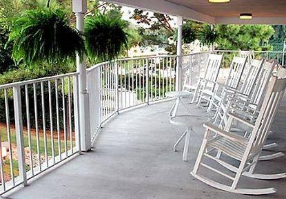 Courtyard By Marriott Downtown