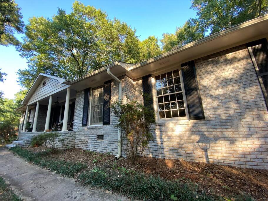Whole House In Athens, Private, Fenced, Convenient, Close To Downtown *