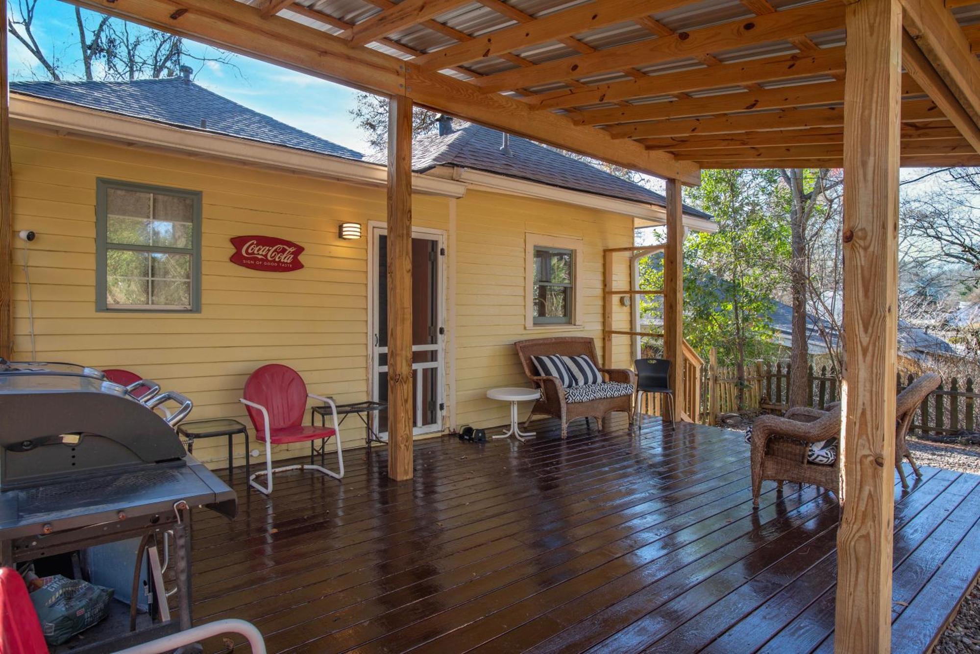 Lenoir With Covered Patio And Fire Pit * Athens