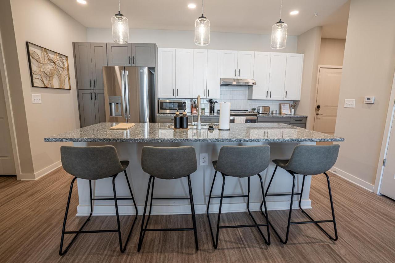 Elegant, Spacious 3br 2b Perfect For Long *