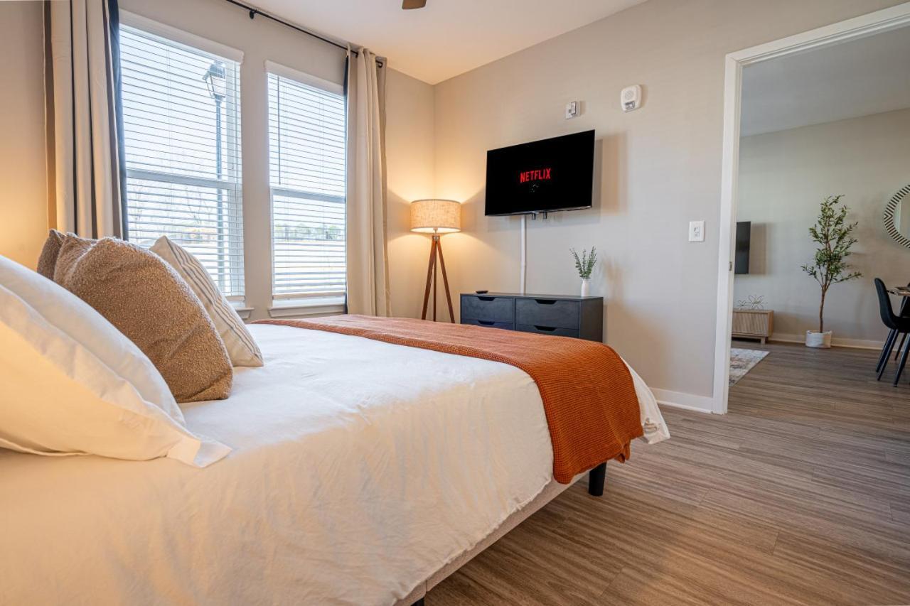 Elegant, Spacious 3br 2b Perfect For Long Apartment *