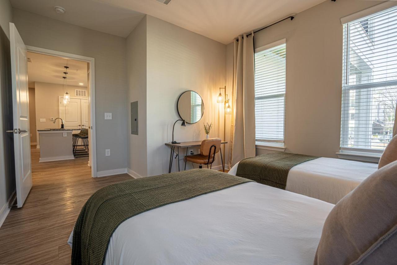 Apartment Elegant, Spacious 3br 2b Perfect For Long Athens