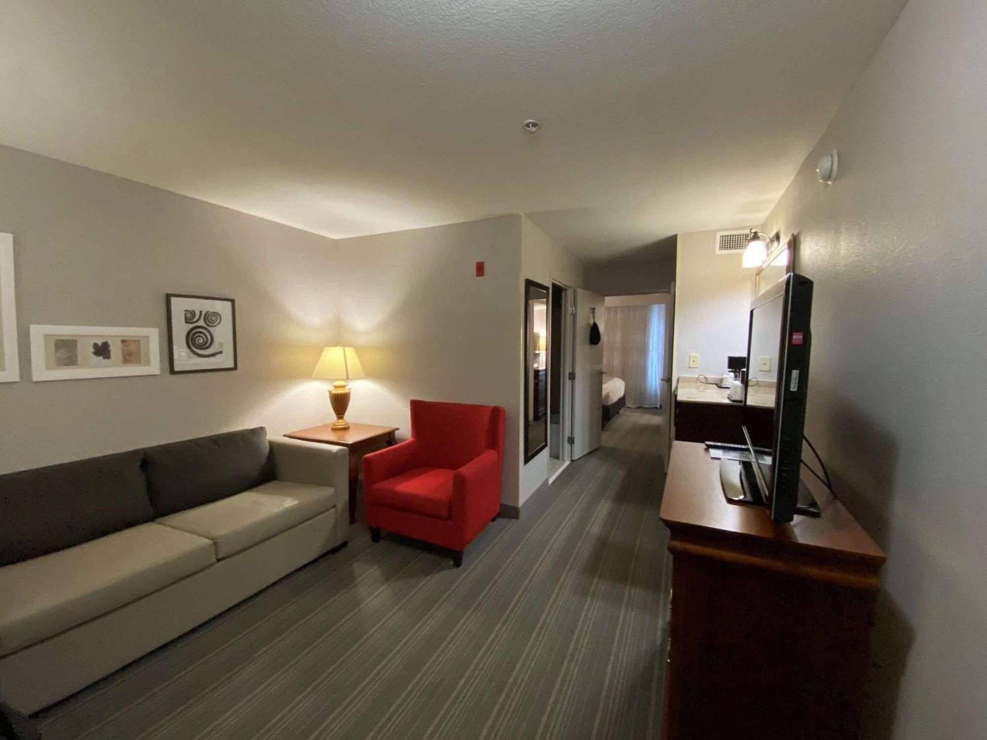 Country & By Radisson, Athens, Ga Hotel