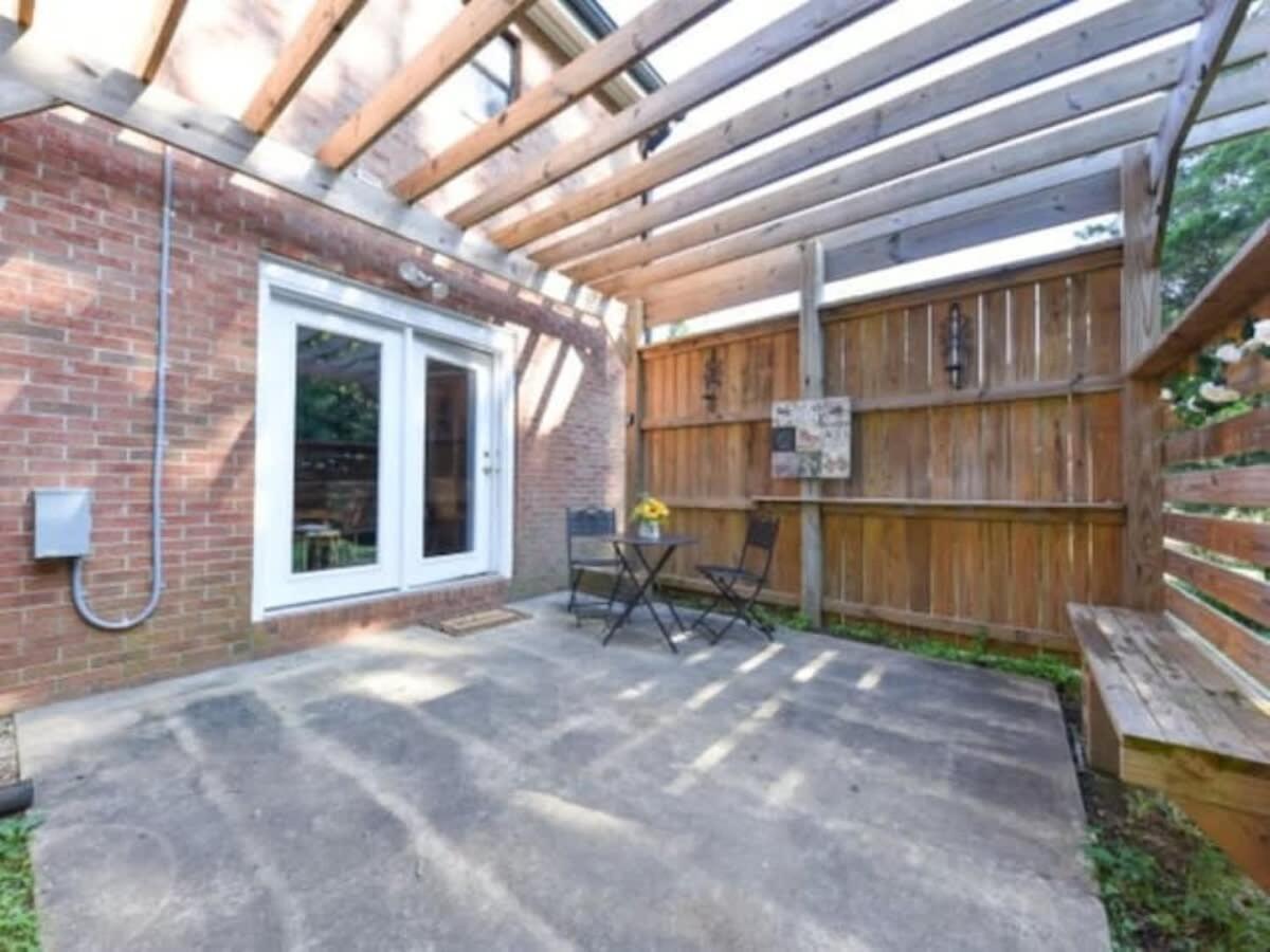 The Glory Glory Guest Huge Yard Apartment *
