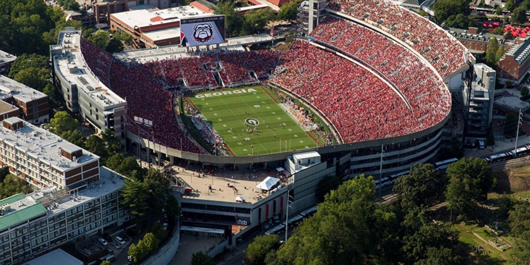 Cozy - Walk To Campus, Stadium, Downtown