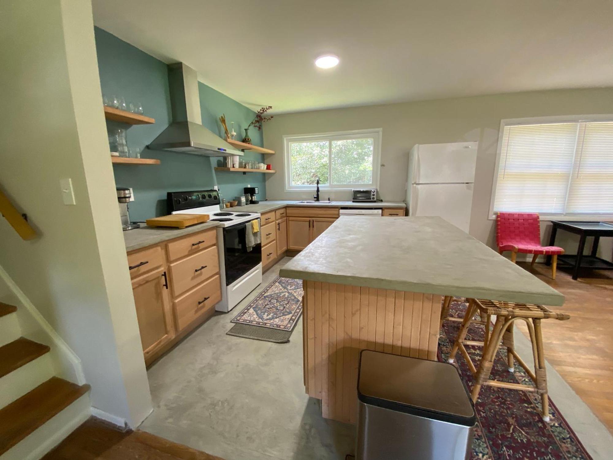 4 Bedroom Furnished Private Near Uga Downtown Athens
