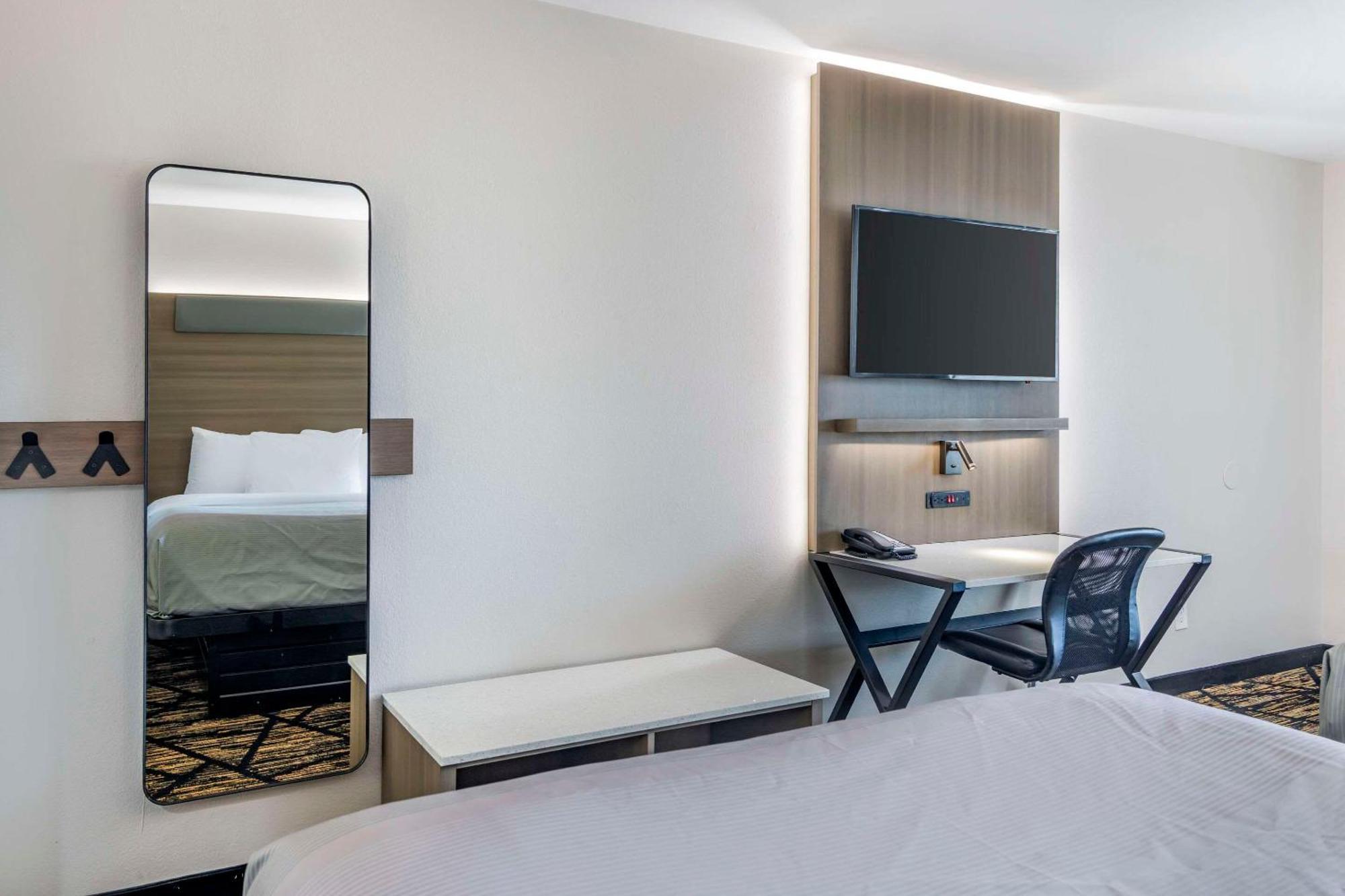Quality & Area Hotel 2*
