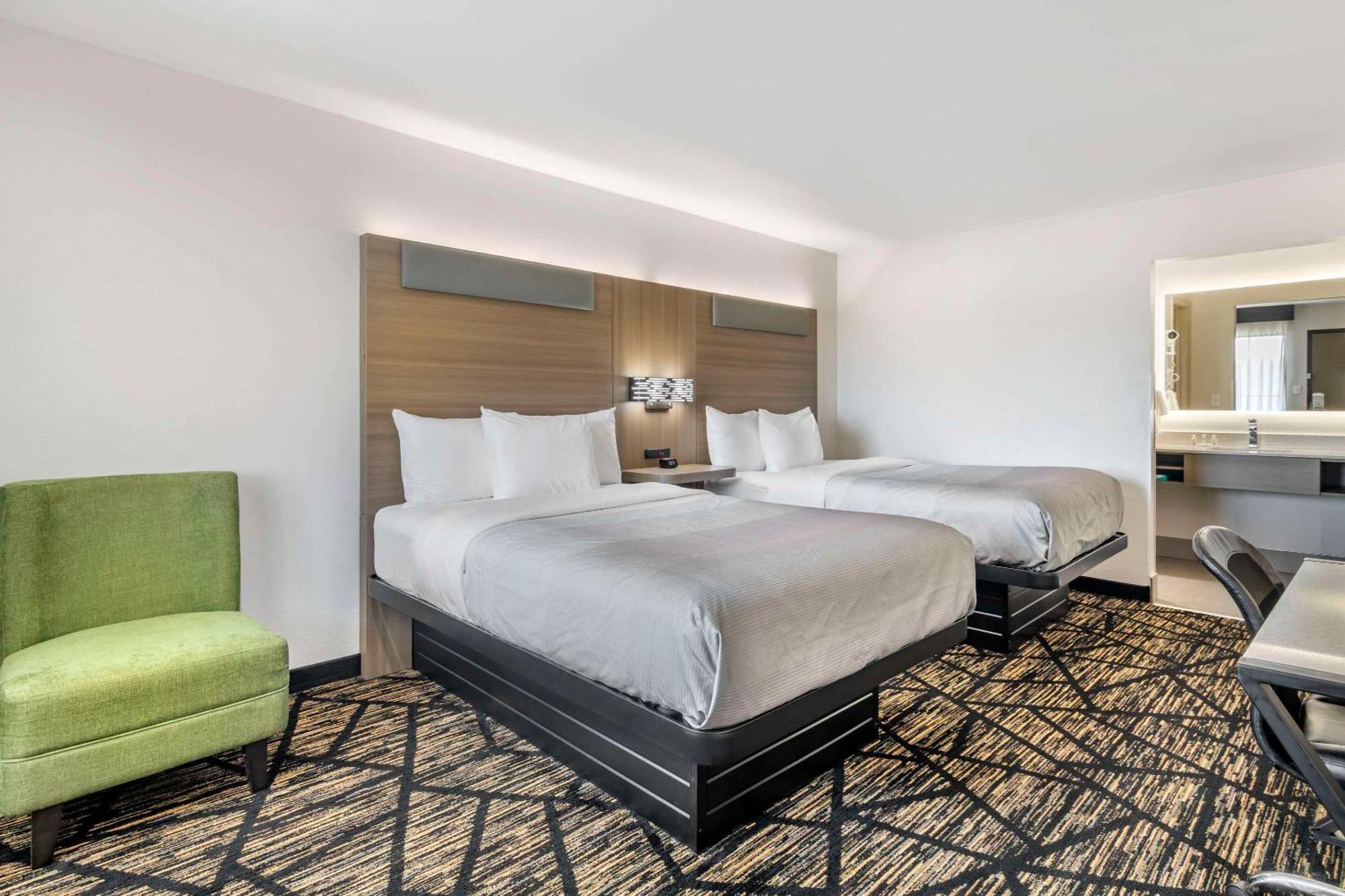 Quality & Area Hotel 2*