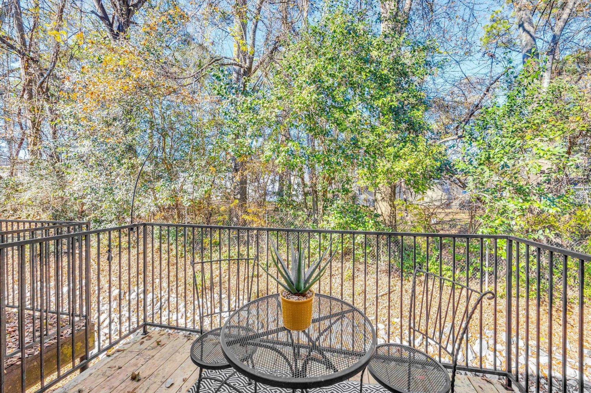 Honeysuckle - Quiet 2 Beds Free Parking Near Uga Apartment *